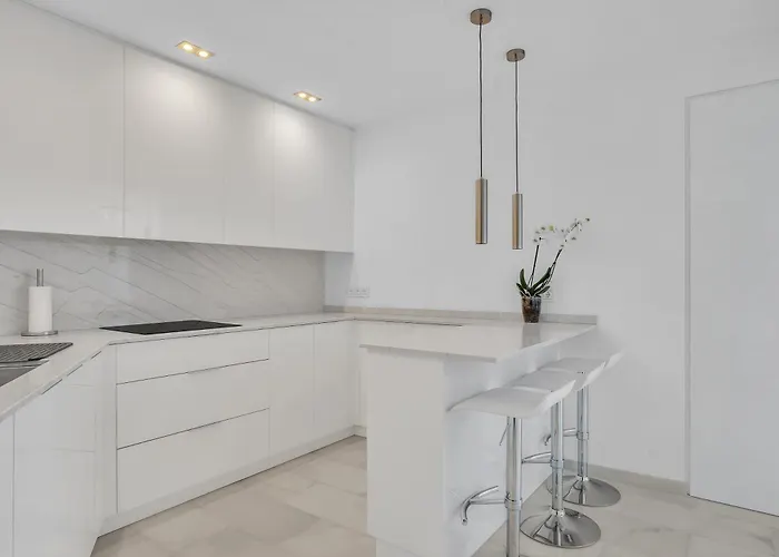 Polo 4e Jacaranda דירה *